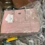 Branded Designer handbags pallet - Image 3
